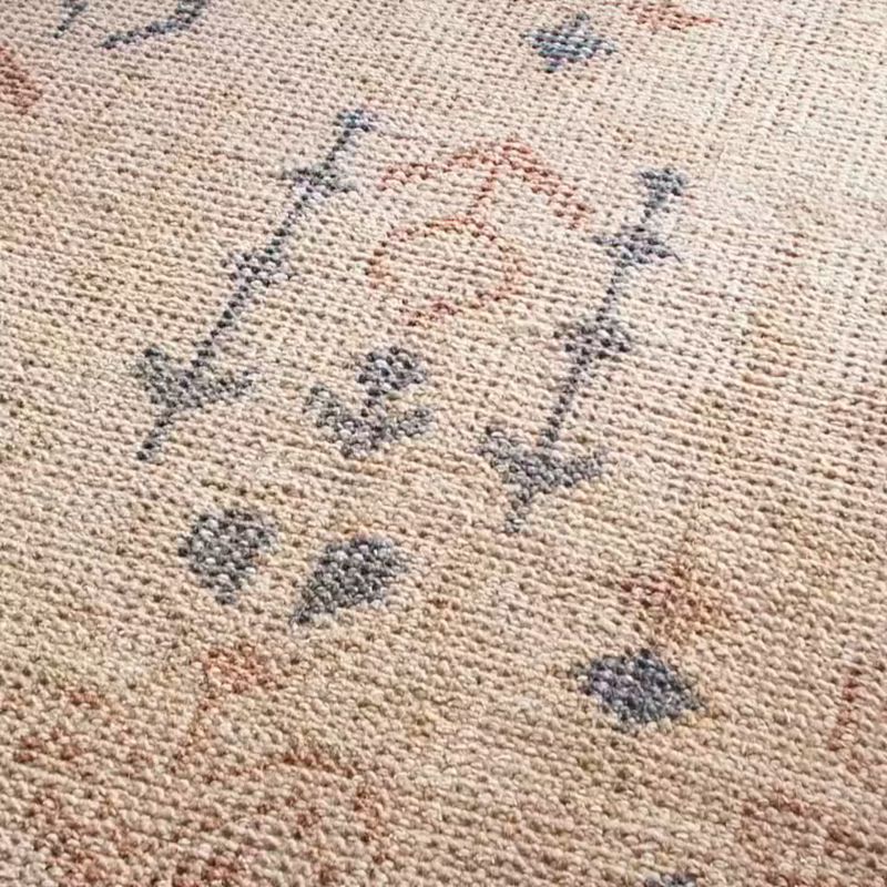 Play Cala Hand-Knotted Warm White New Zealand Wool Rug Swatch 12"x12" - video 1 of 1